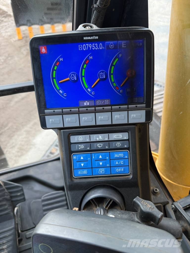 Komatsu PC 210 Telakaivukoneet