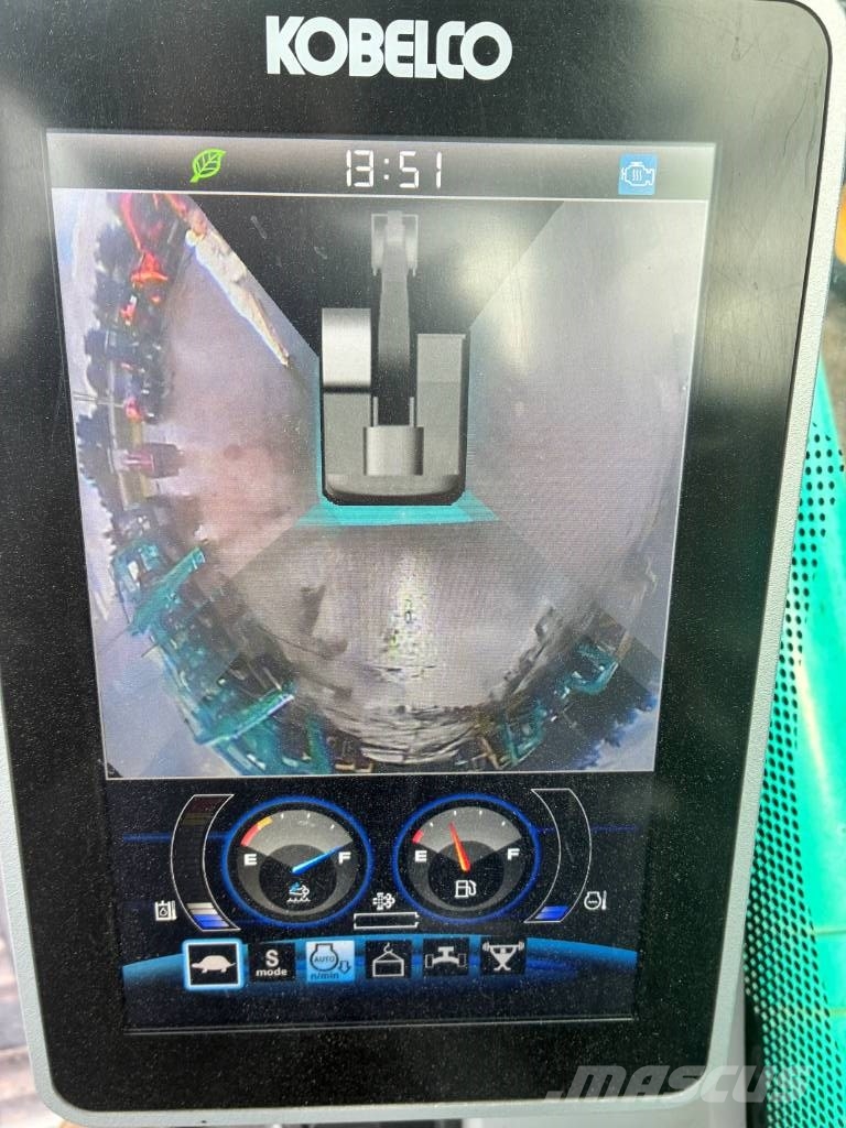 Kobelco SK210LC-11E حفارات زحافة