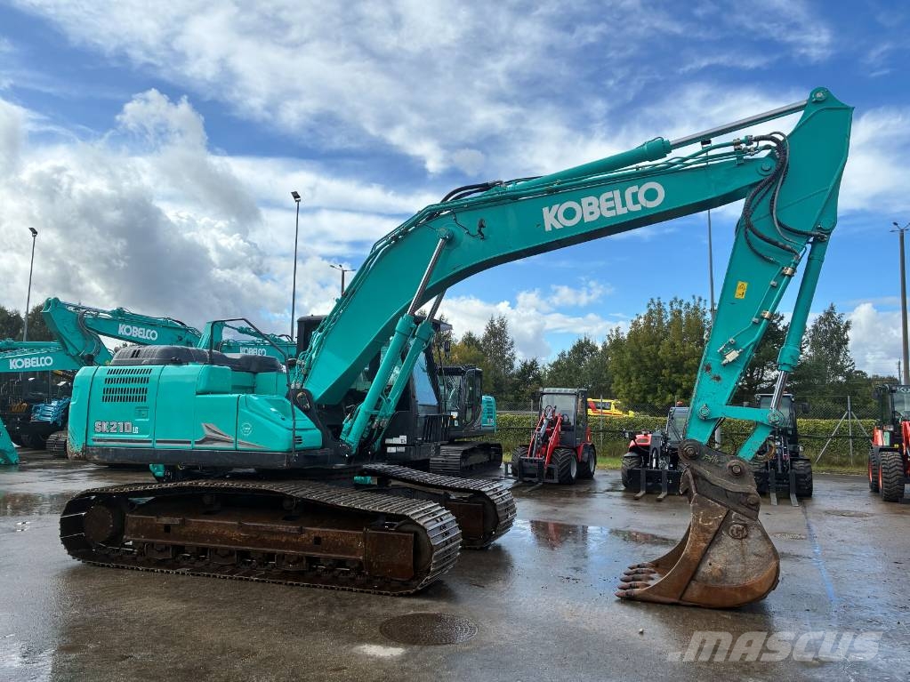 Kobelco SK210LC-11E حفارات زحافة