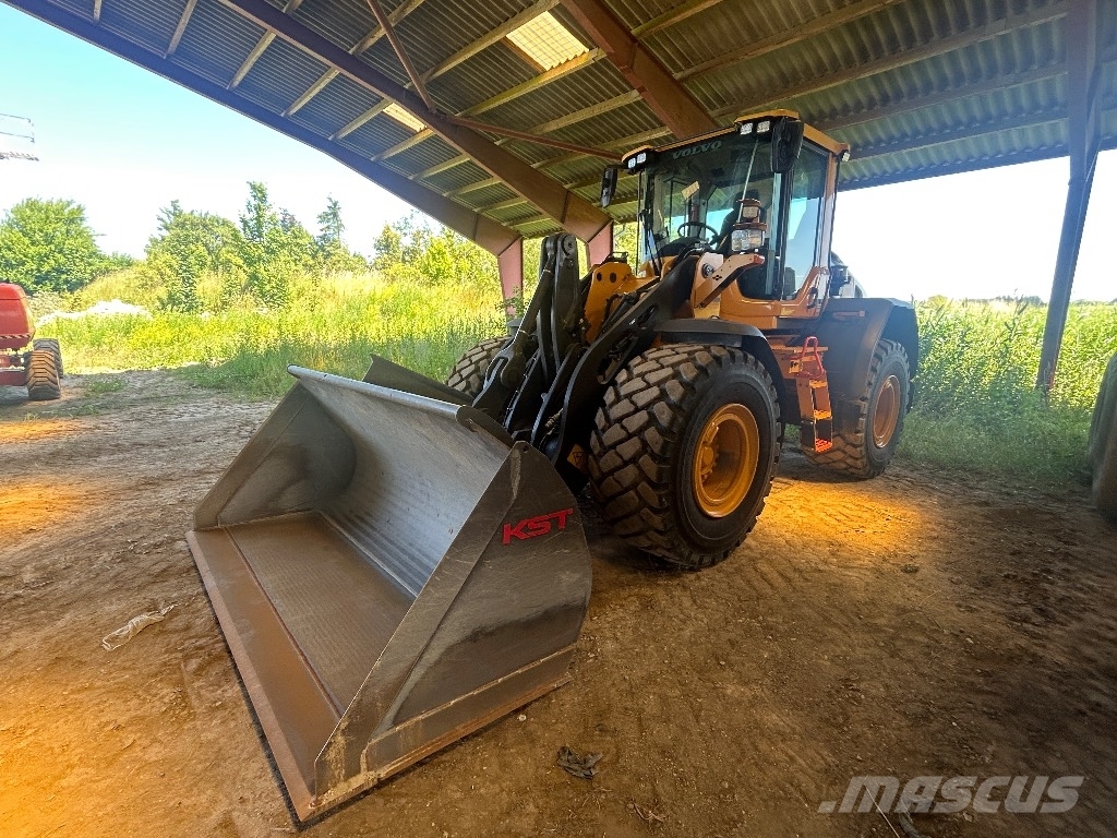 Volvo L 90 H / L90H Incarcator pe pneuri