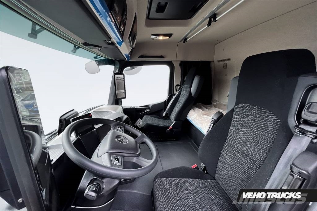 Mercedes-Benz Actros 2553 L 6x2 Trp. Skåp, ÖBS Furgoonautod