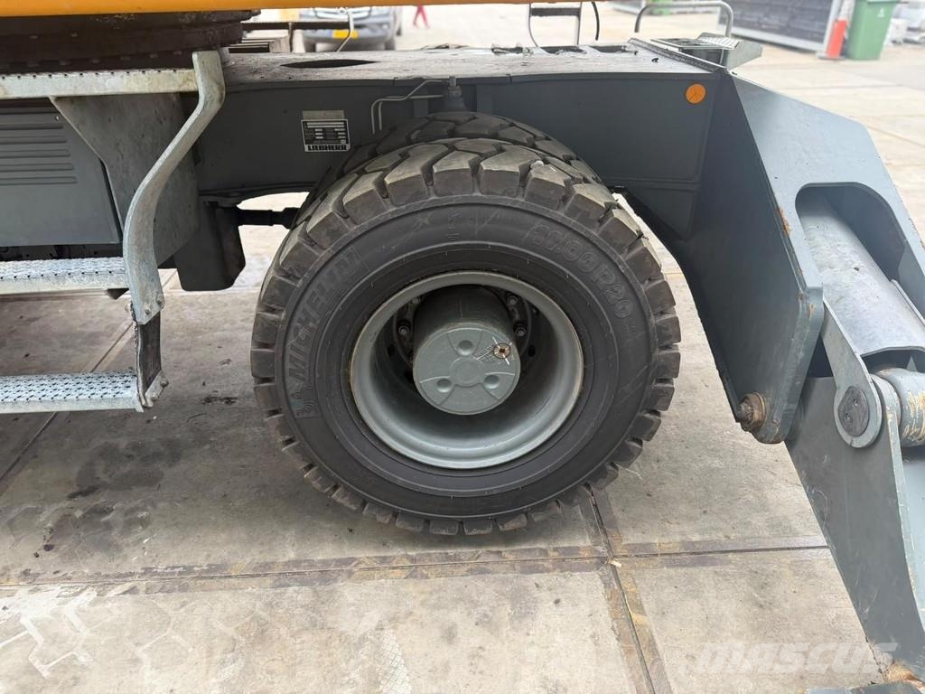 Liebherr LH 24 M Bagri za prekladanje primarnih/sekundarnih surovin