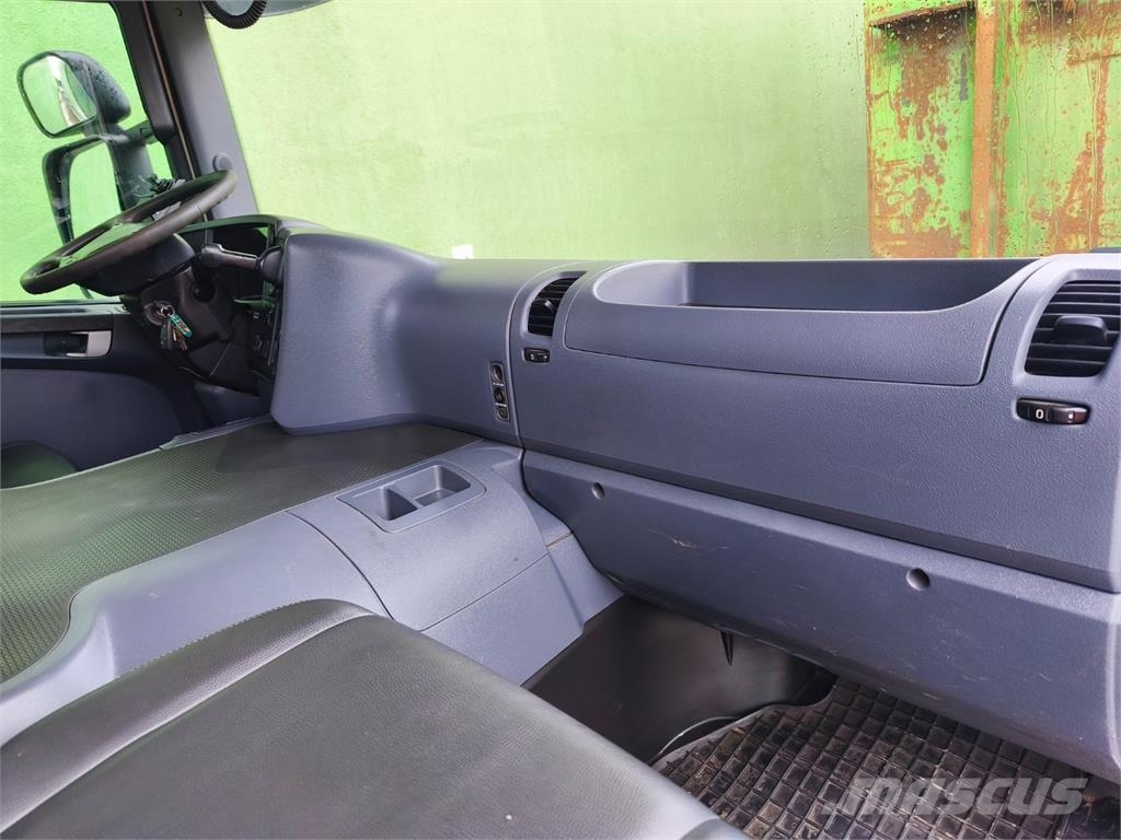 Scania P 410 شاحنات بمقصورة وهيكل