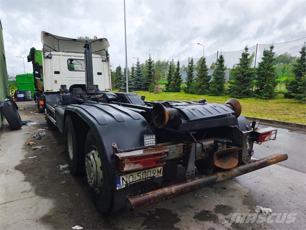 Scania P 410 شاحنات بمقصورة وهيكل
