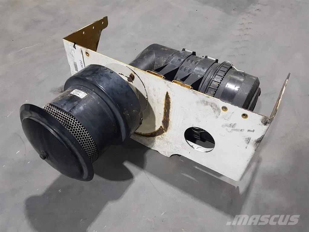 CAT 950H - Air filter/Luftfilter/Luchtfilter Motoren
