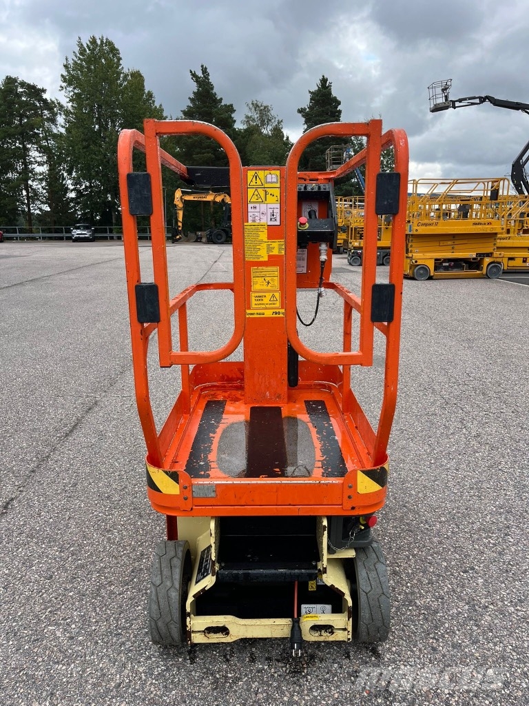JLG 1230 ES 剪叉式升降机