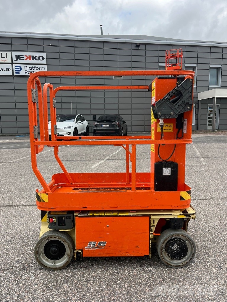 JLG 1230 ES 剪叉式升降机