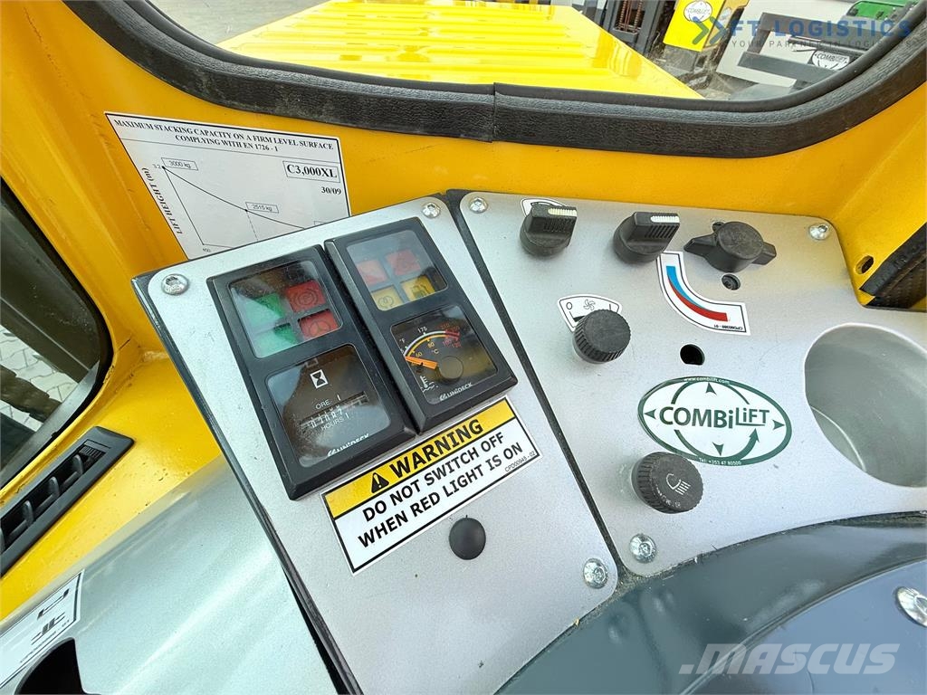 Combilift C3000XL / DUPLEX - 3200MM / FREE LIFT / XL CABIN / Nelitietrukit