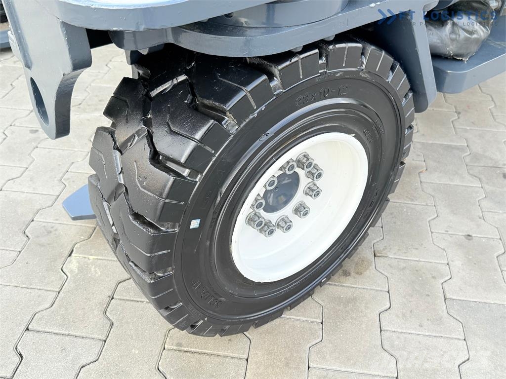 Combilift C3000XL / DUPLEX - 3200MM / FREE LIFT / XL CABIN / 4방향 리치트럭
