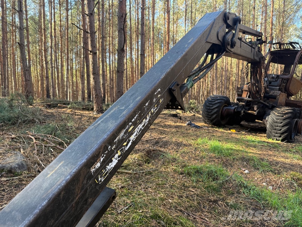 John Deere 1070 E Abbattitrici, Disboscatrici