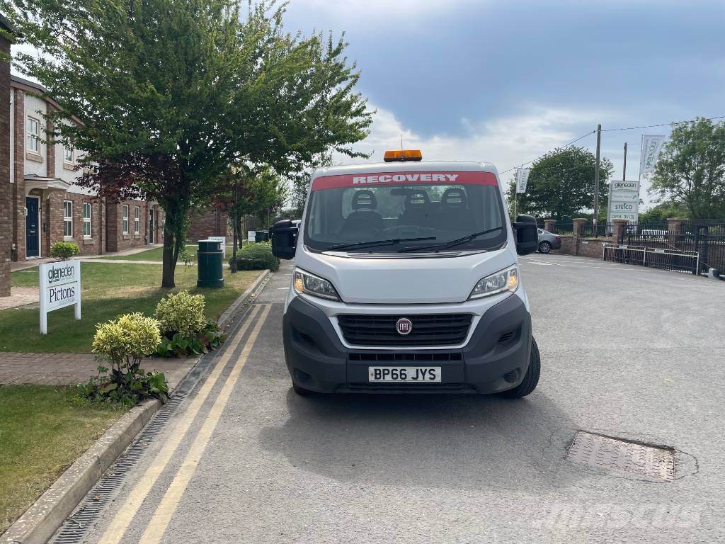 Fiat Ducato 35 Multijet Ii Camion porte engin