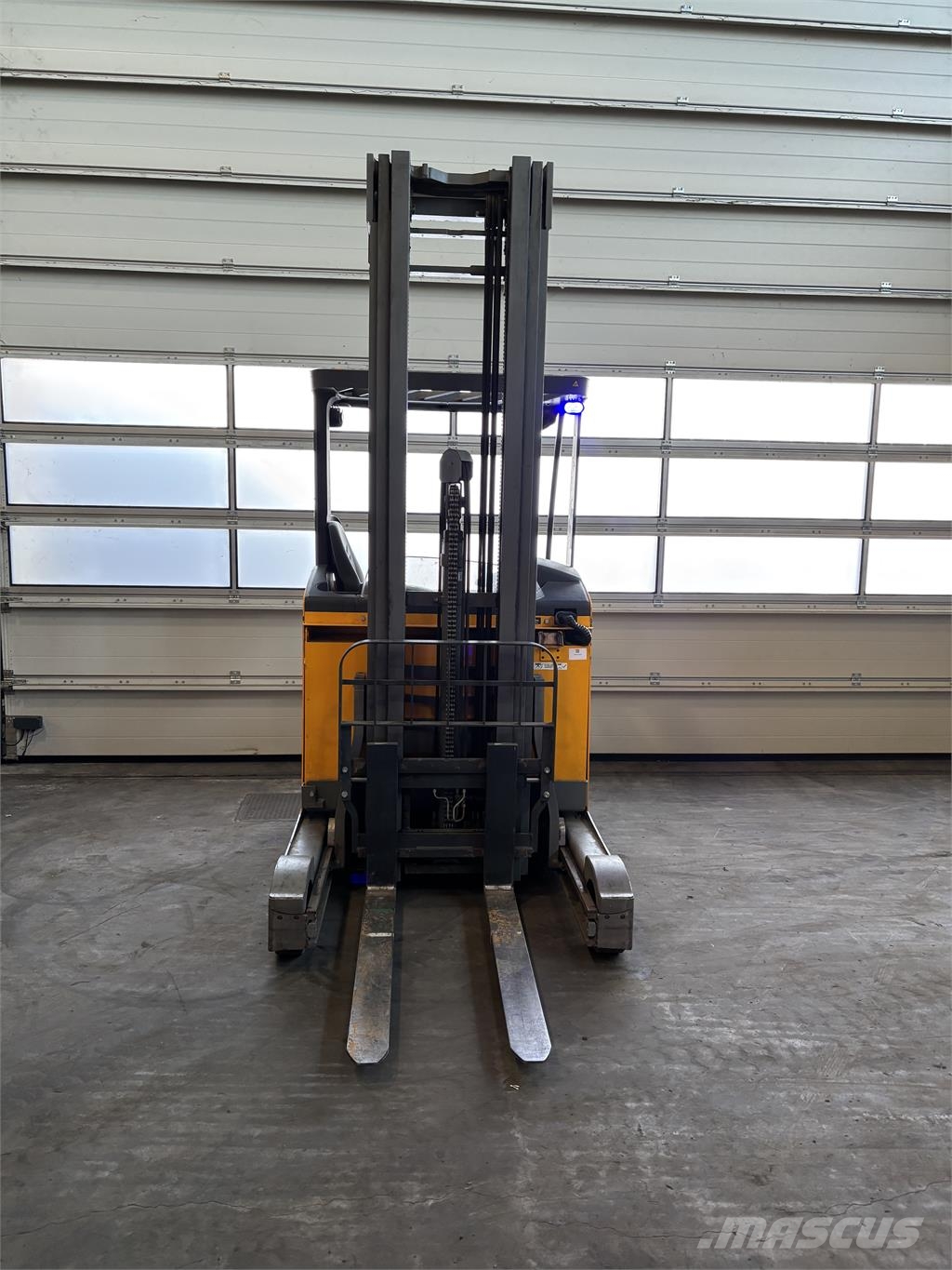 Jungheinrich ETV 214 Schubmaststapler