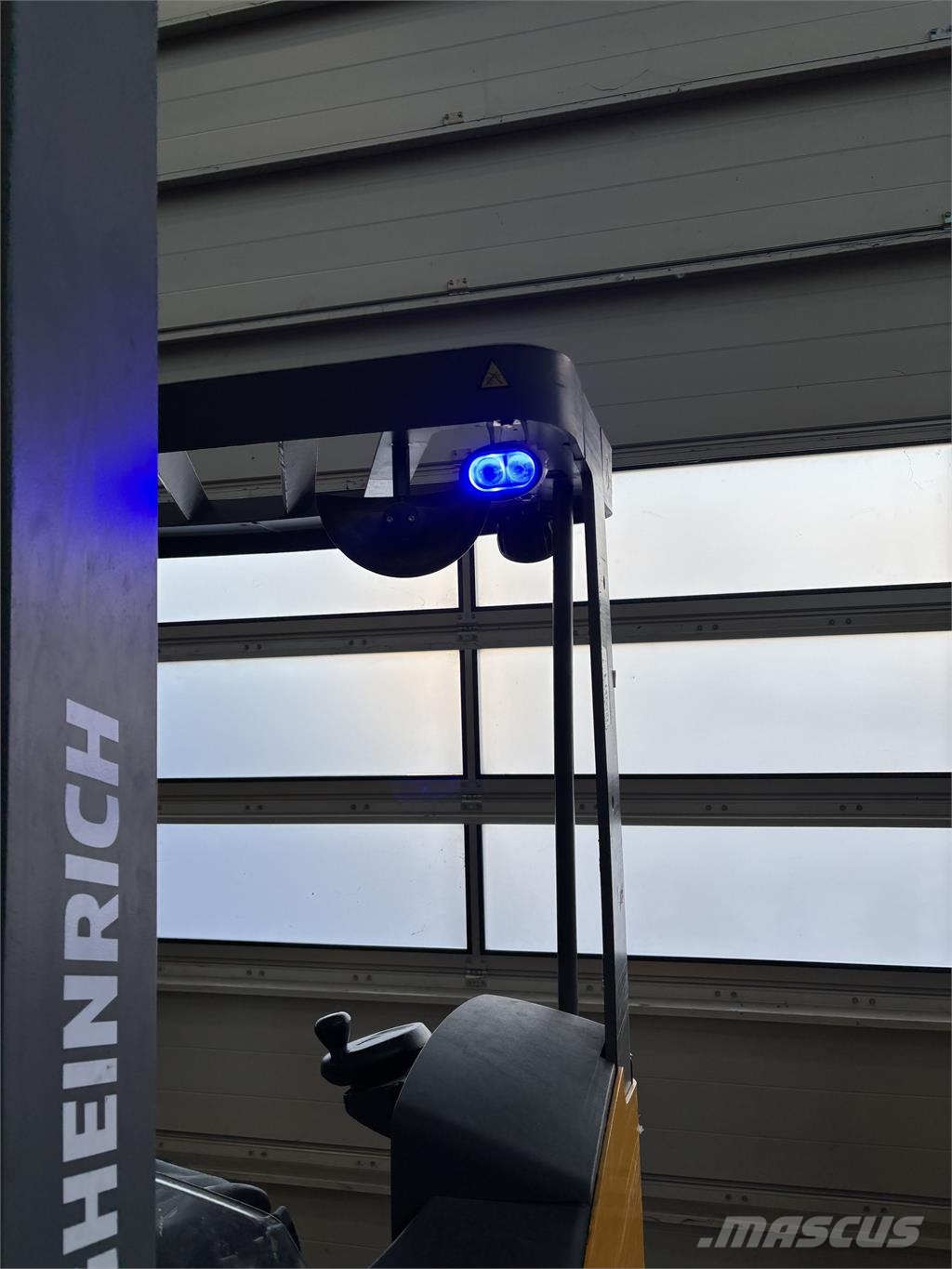 Jungheinrich ETV 214 Reachtruck voor hoog niveau