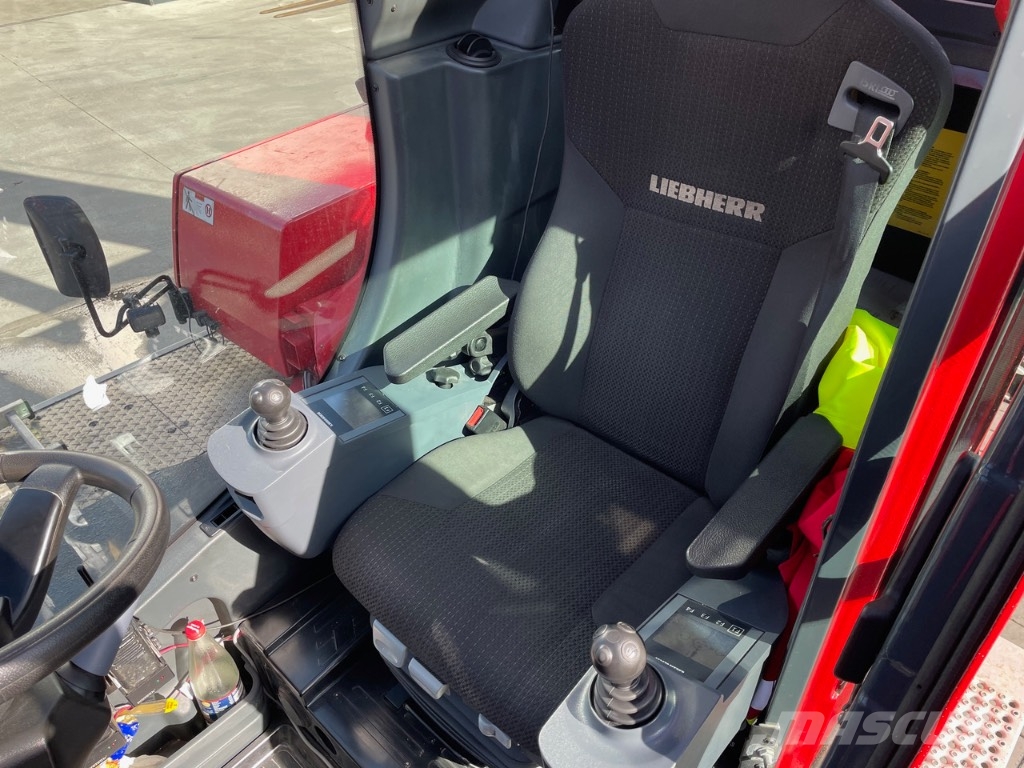 Liebherr LTC 1050-3.1 全路面起重機/吊車