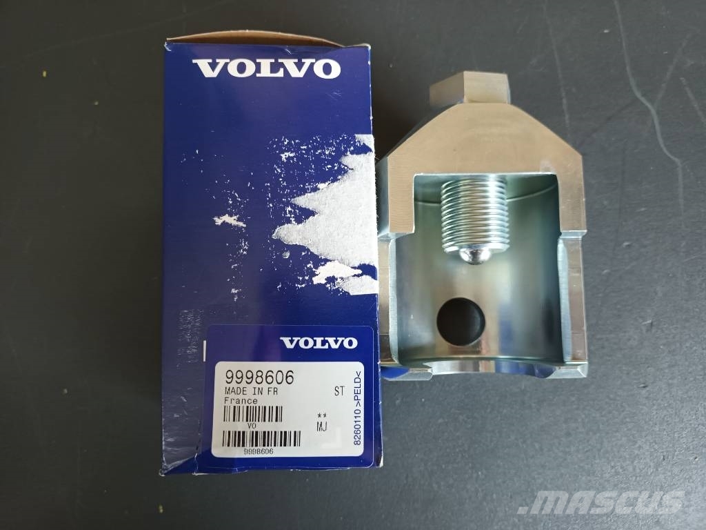 Volvo PULLER 9998606 محركات