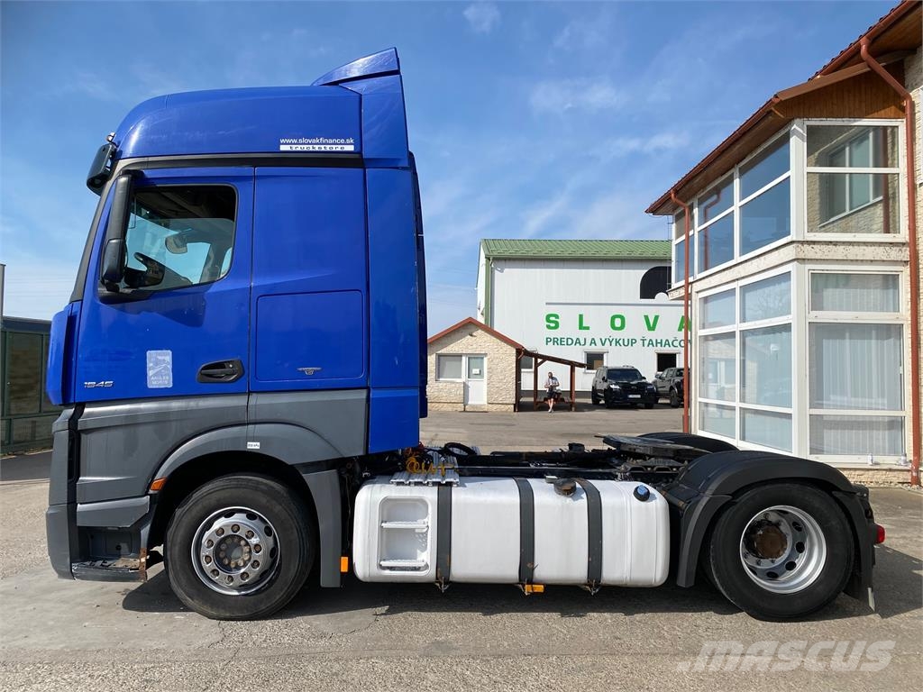 Mercedes-Benz Actros VIN 913 Tegljači