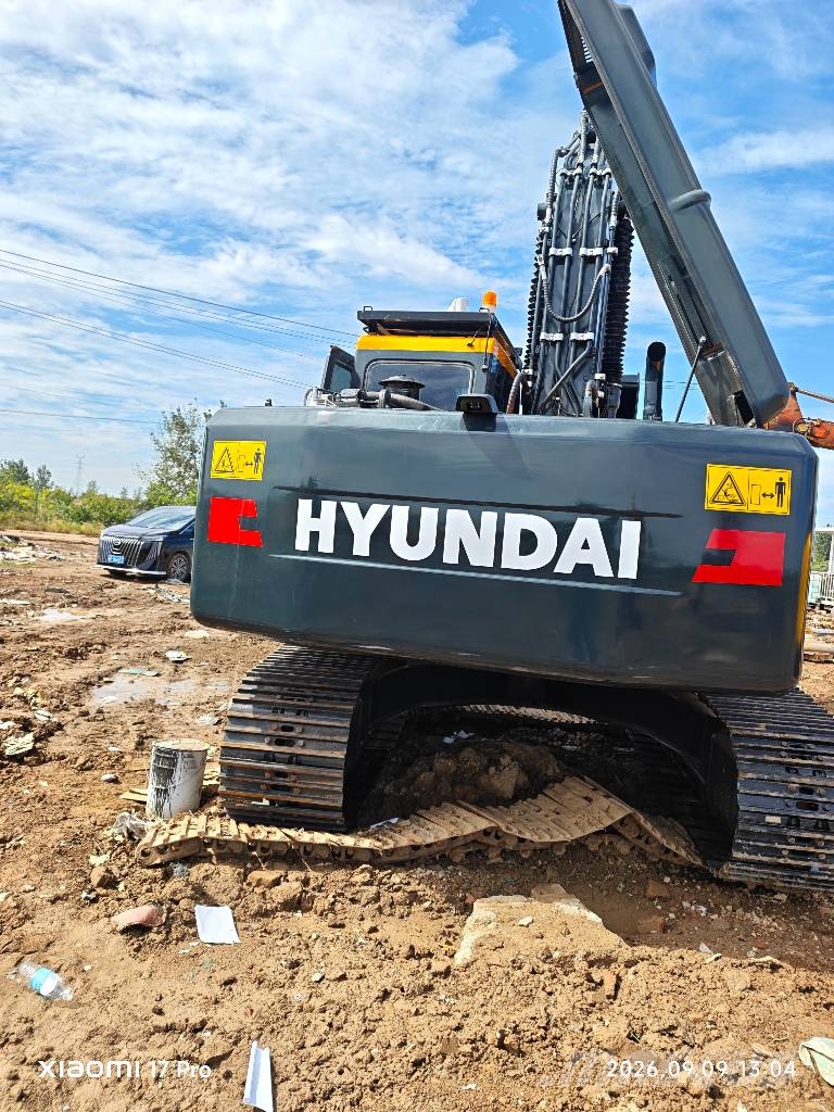 Hyundai HX220HD Raupenbagger
