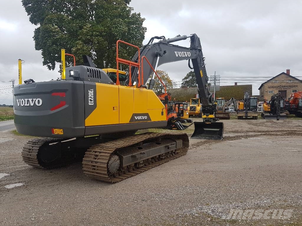 Volvo EC 220 E , Uthyres 履带挖掘机