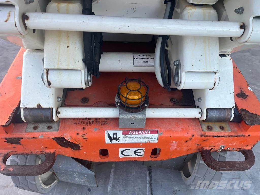 Snorkel S3226E S3226E رافعات مقصية الشكل