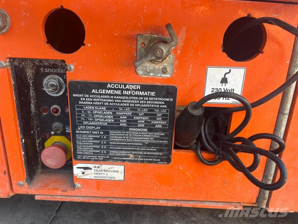 Snorkel S3226E S3226E رافعات مقصية الشكل