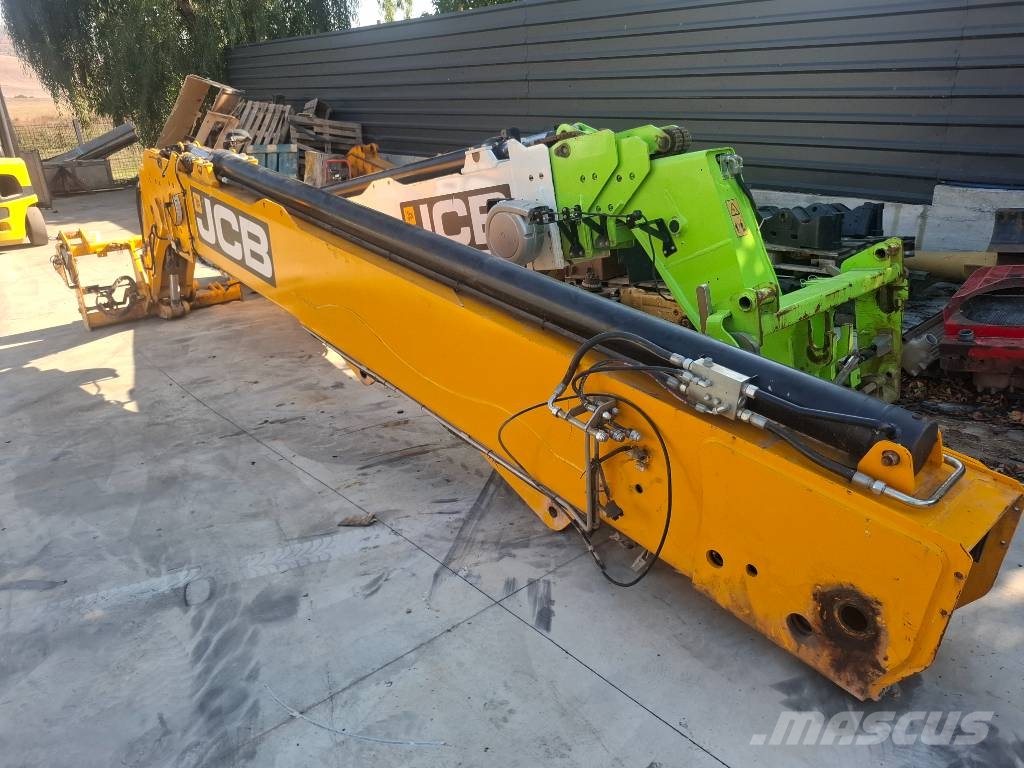JCB Brat Plataformas y cucharones
