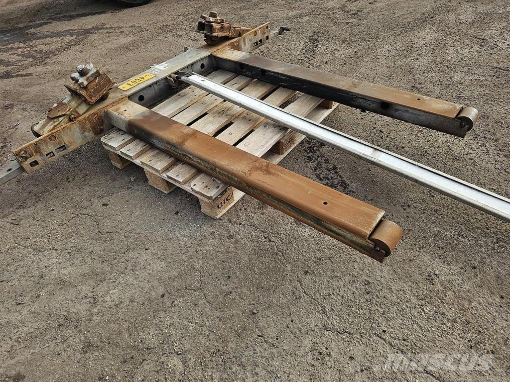 Van Hool FRONT SLIDING CONTAINER CHASSIS PART. Otros componentes