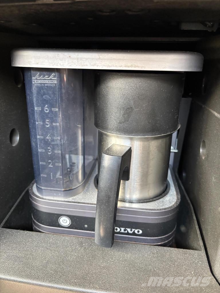 Volvo FH500 6x2 EURO6 + RETARDER + HYDRAULICS + 3200WB وحدات الجر