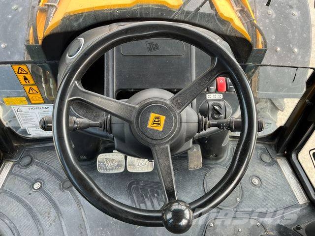 JCB 4 CX Backhoe loaders