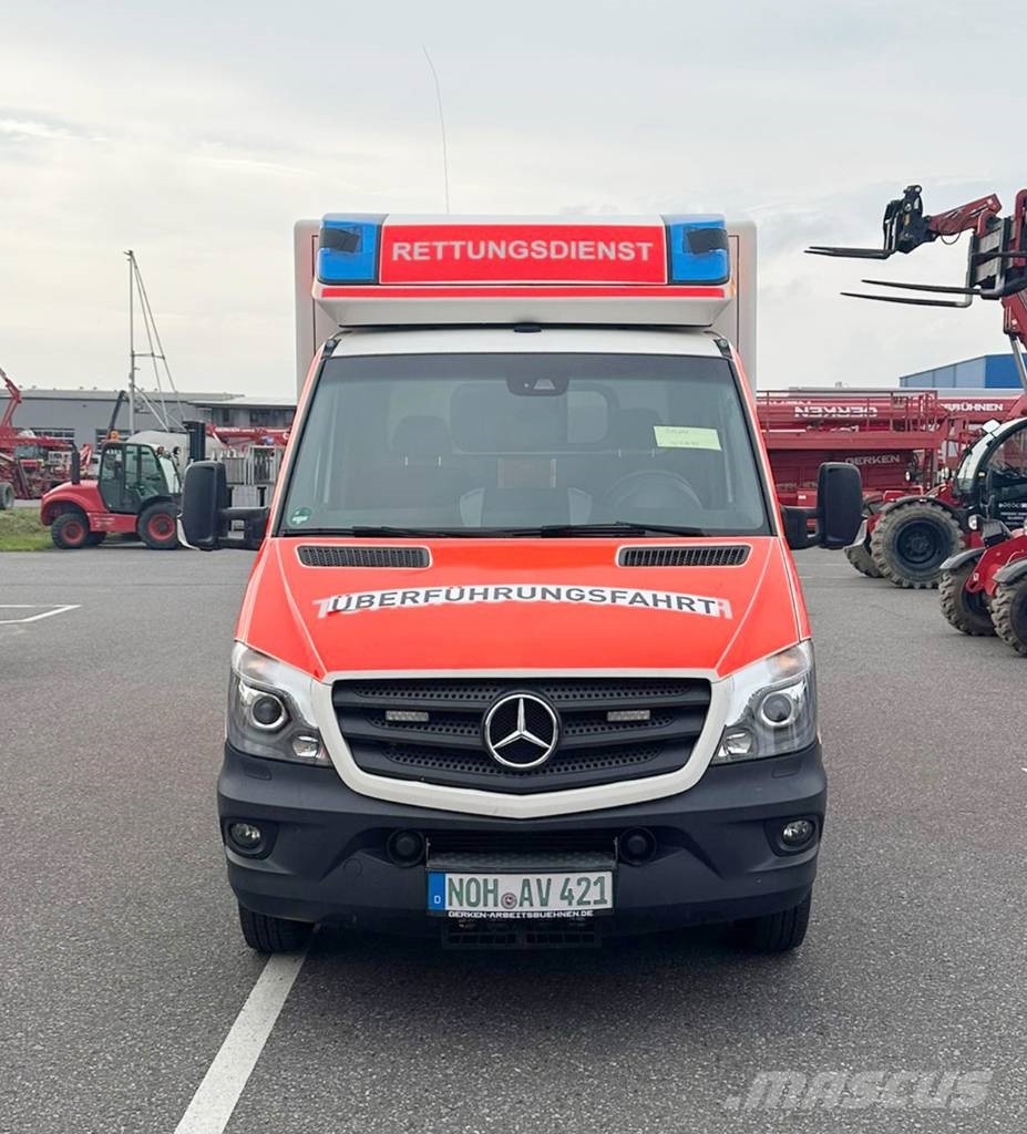 Mercedes-Benz Fahrtec Sprinter Rettungswagen Ambulancias