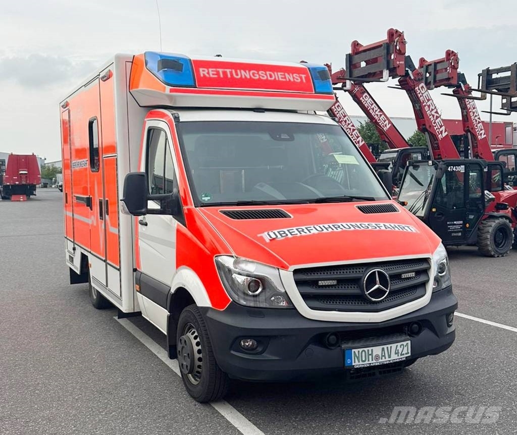 Mercedes-Benz Fahrtec Sprinter Rettungswagen Ambulancias