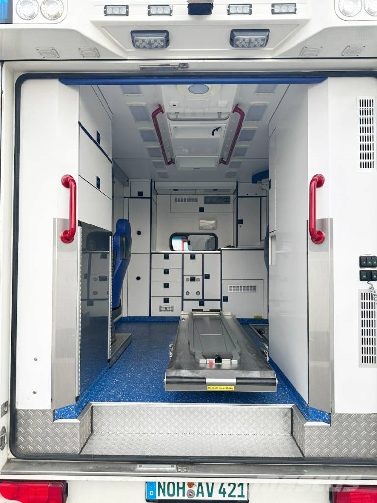 Mercedes-Benz Fahrtec Sprinter Rettungswagen Ambulancias