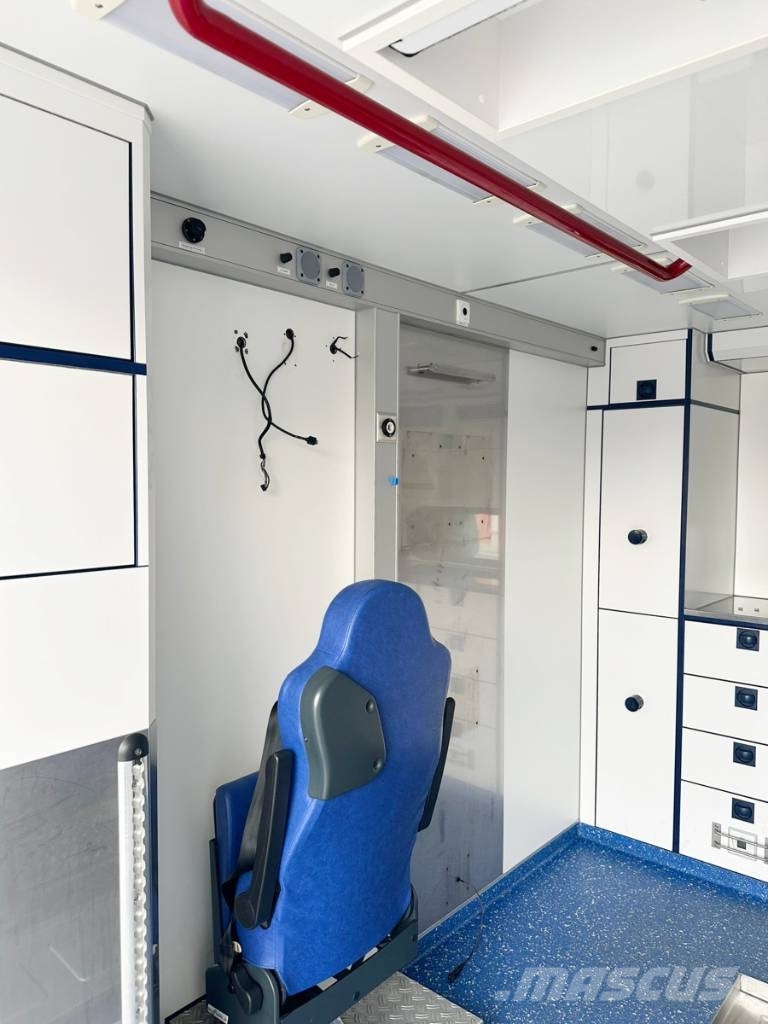 Mercedes-Benz Fahrtec Sprinter Rettungswagen Ambulancias