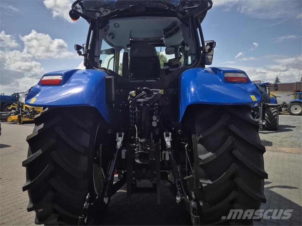 New Holland T 6.180 AC Stage V الجرارات
