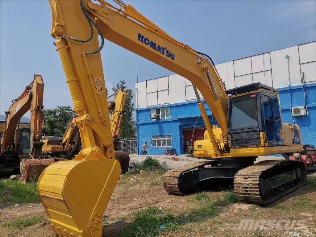 Komatsu PC 220-8 Crawler excavators