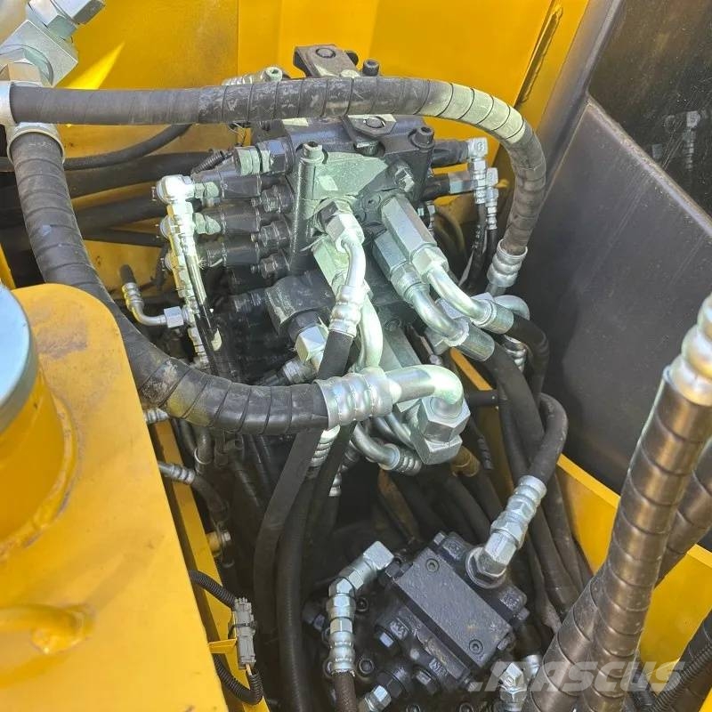 Komatsu PC70 履带挖掘机