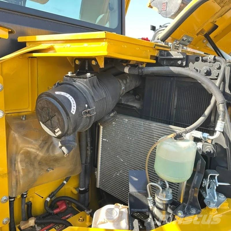 Komatsu PC70 履带挖掘机