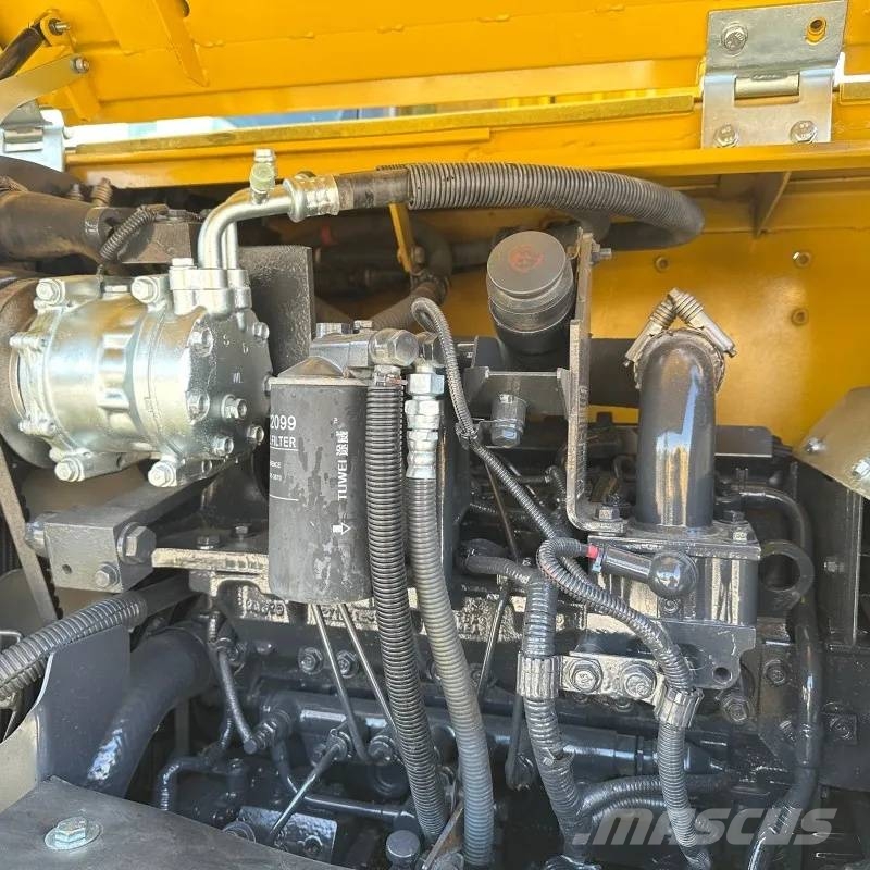 Komatsu PC70 履带挖掘机