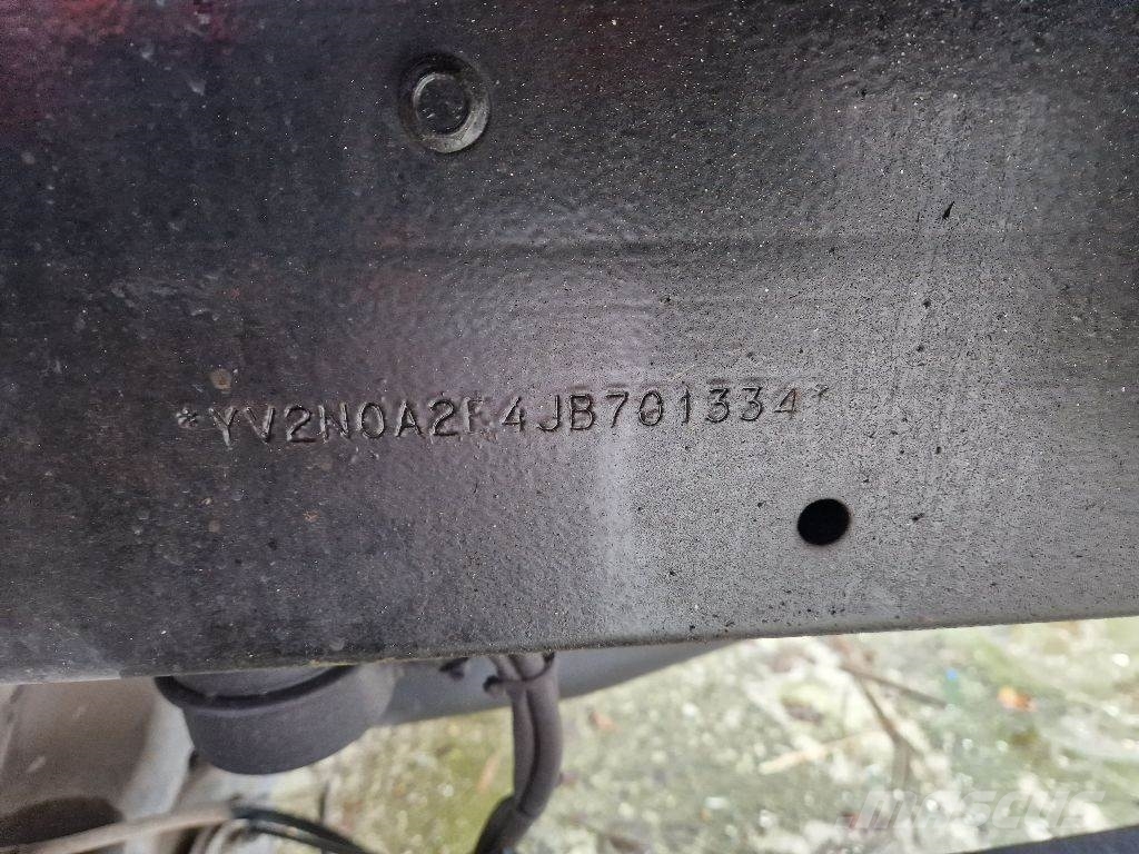 Volvo N10 6x6 平板车