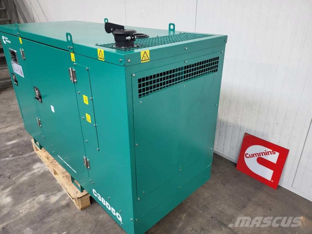 Cummins C38D5Q ディーゼル発電機