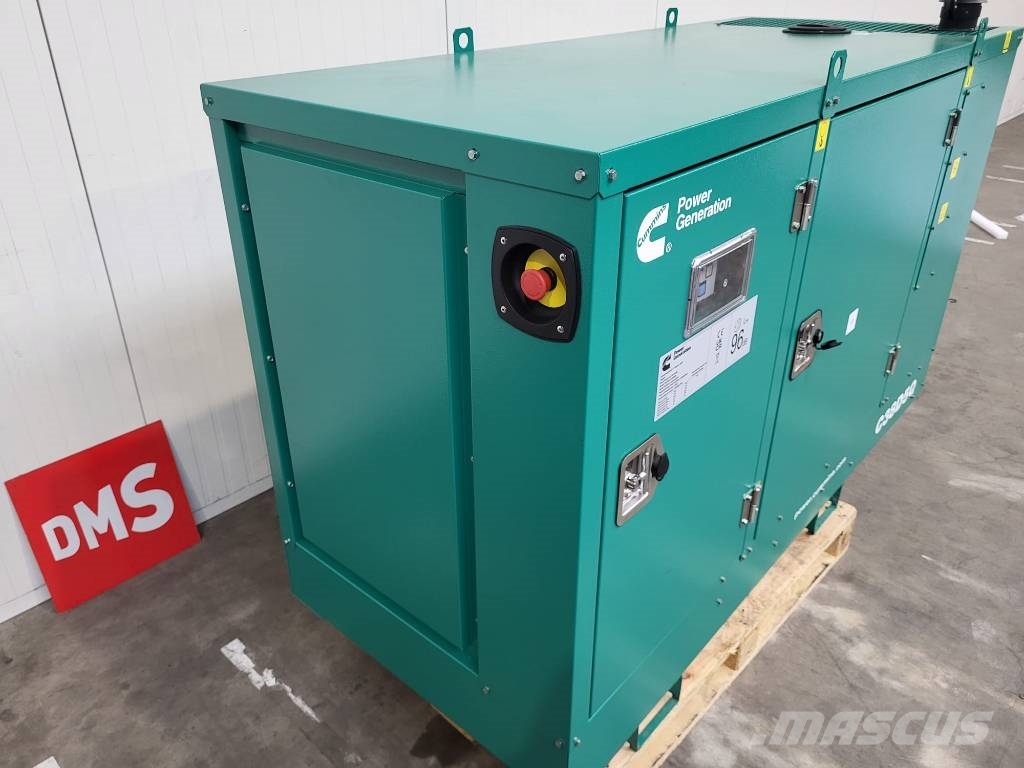 Cummins C38D5Q ディーゼル発電機