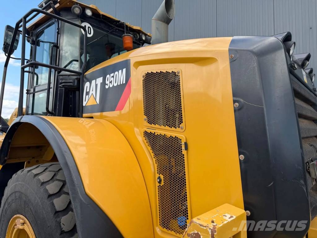 CAT 950M Chargeuse sur pneus