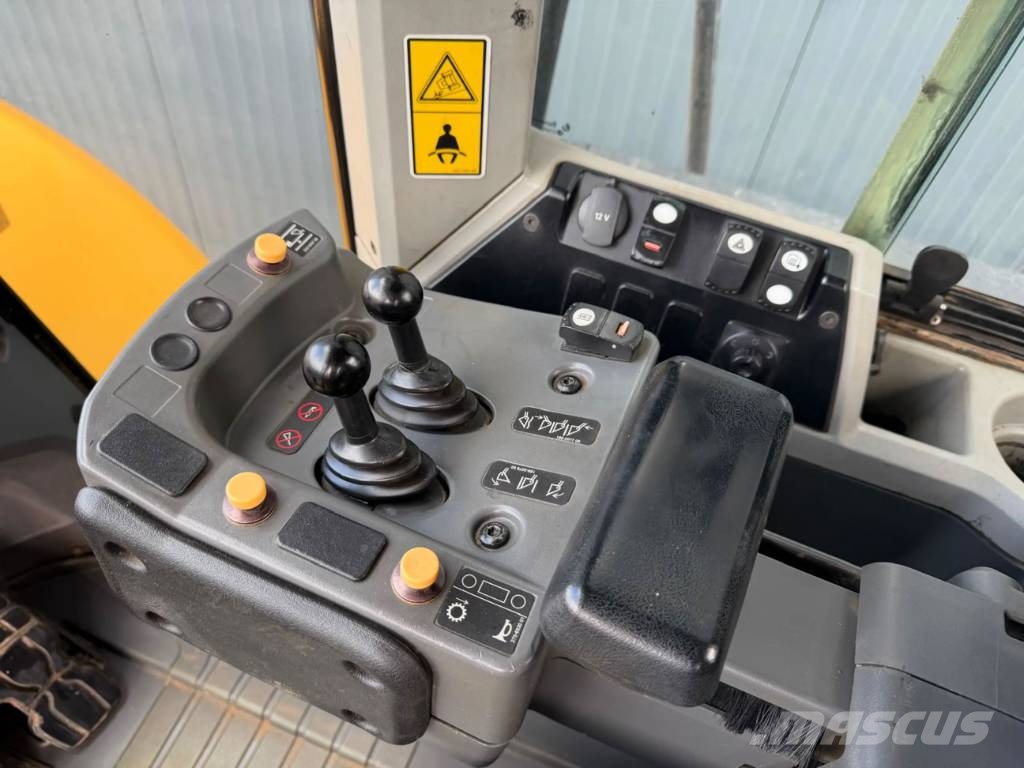 CAT 950M Chargeuse sur pneus