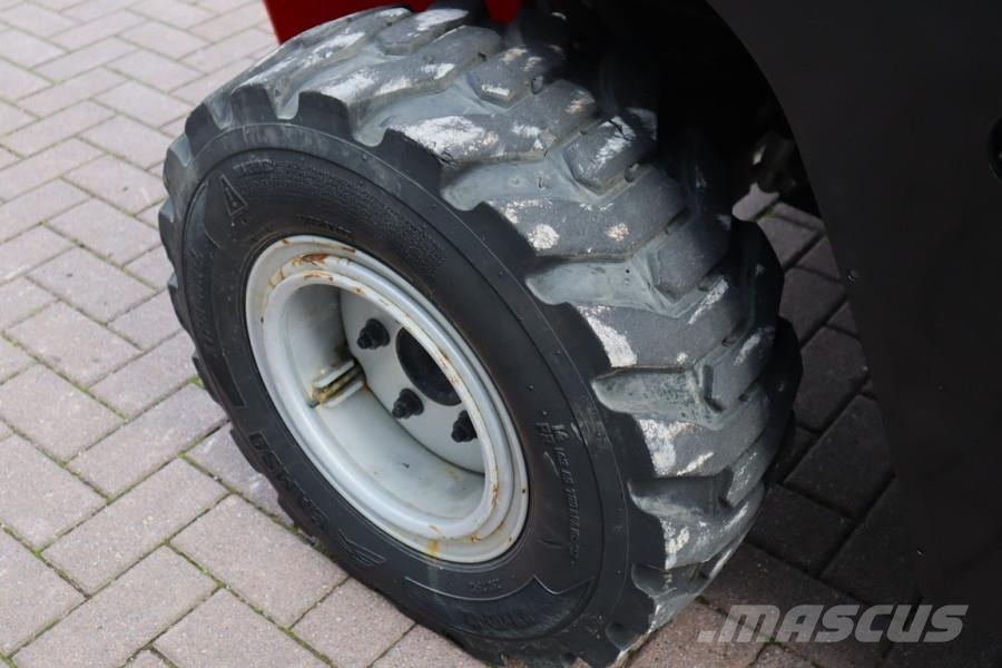 Manitou MC25-4 Valid Inspection, *Guarantee! Diesel, 4x4 D شاحنات الطرق الوعرة