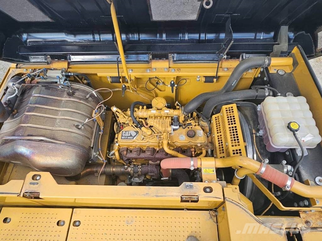 CAT 326 F L Gravemaskiner på larvebånd
