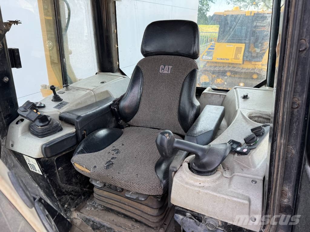 CAT D6N LGP - German Machine / Folding Blade Μπουλντόζες με ερπύστριες