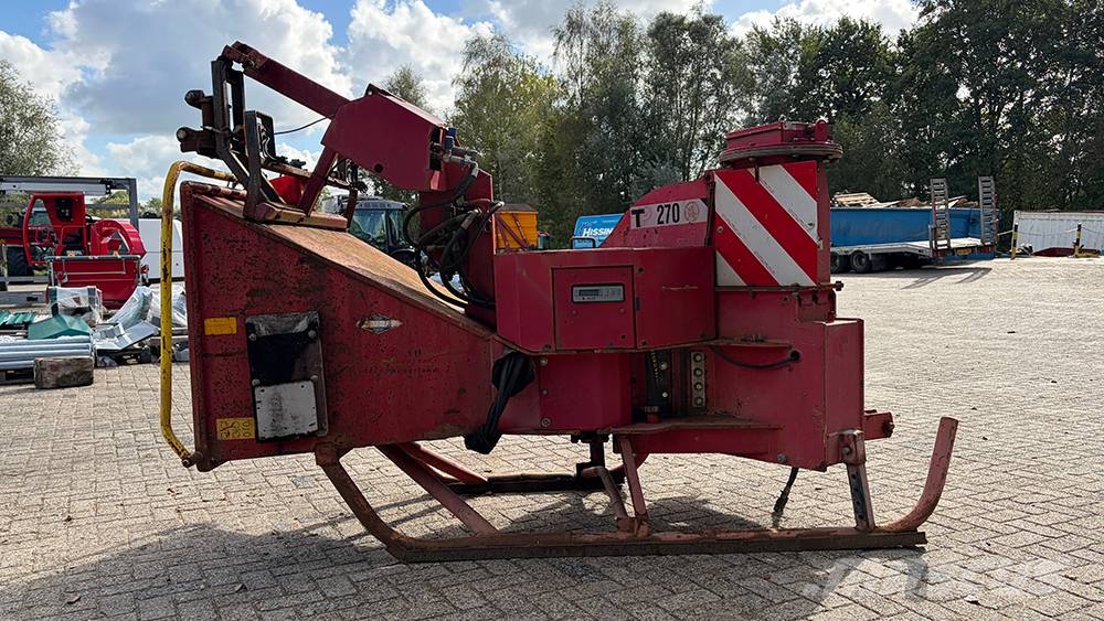TP 270 PTO Holzhäcksler