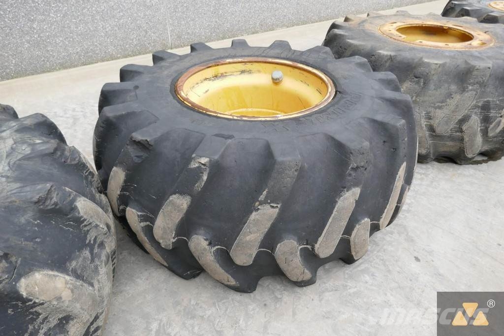 CAT Wheel GP 30.5L-32 Banden, wielen en velgen