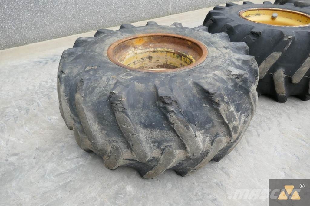 CAT Wheel GP 30.5L-32 Banden, wielen en velgen