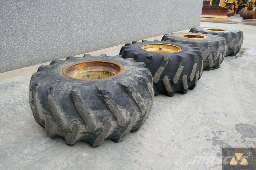 CAT Wheel GP 30.5L-32 Banden, wielen en velgen