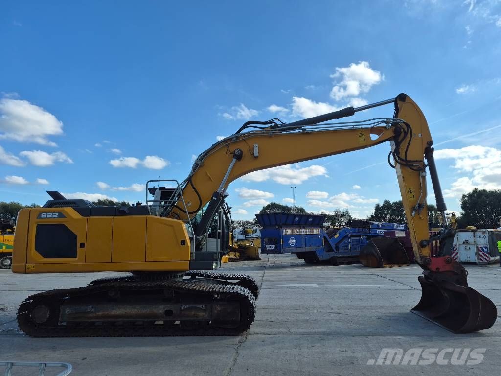 Liebherr 922LC Crawler excavators